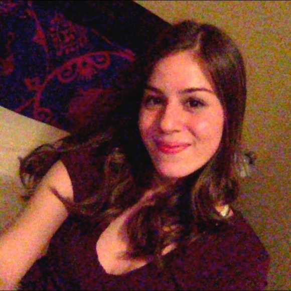 Meet your Posher, Lisa - Picture 1 of 1